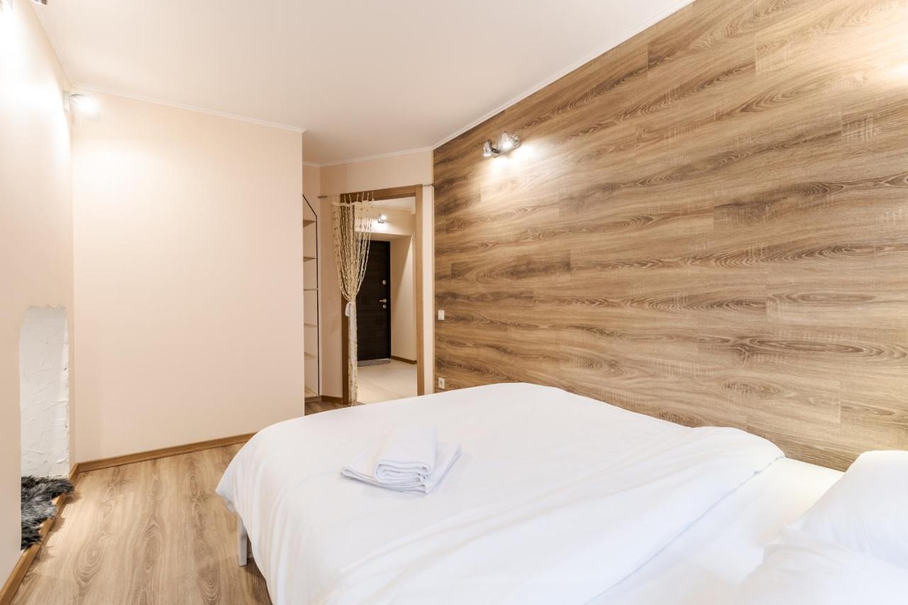 Staroevreyska Timber Apartment Lviv Exterior photo
